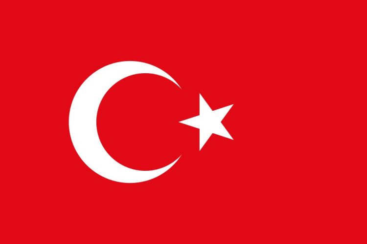 This image has an empty alt attribute; its file name is 1024px-Flag_of_Turkey-750x500.jpg